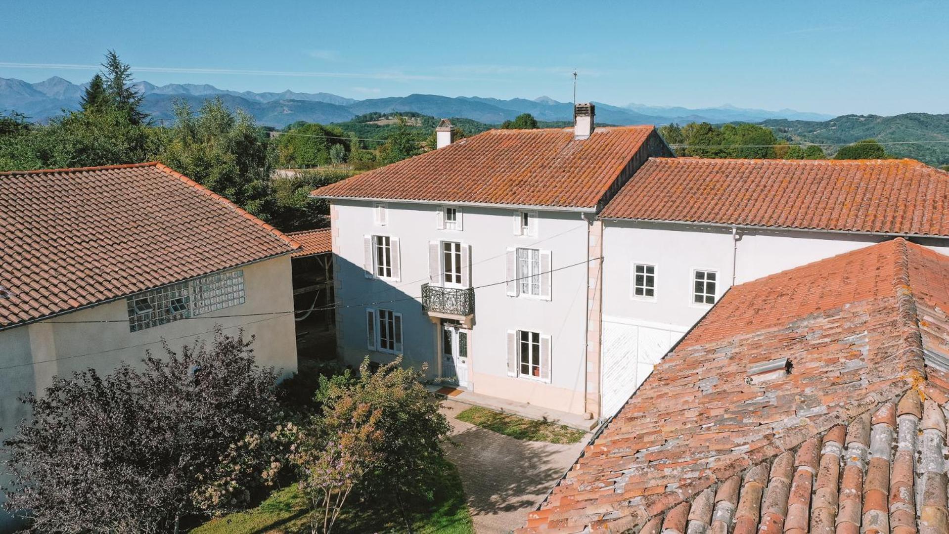 Les Chambres De Lasserre - Chambres Et Table D'Hotes 外观 照片