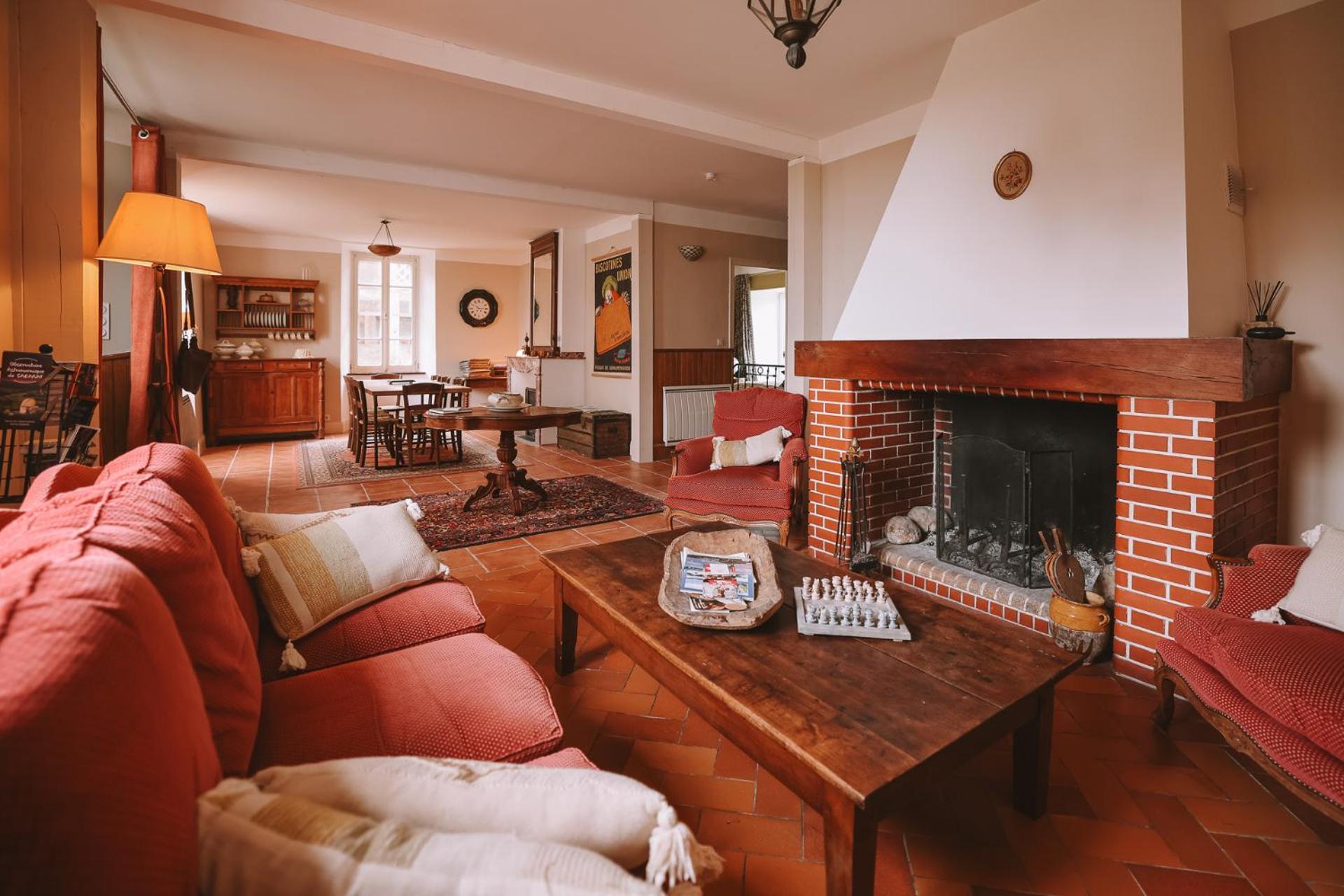 Les Chambres De Lasserre - Chambres Et Table D'Hotes 外观 照片